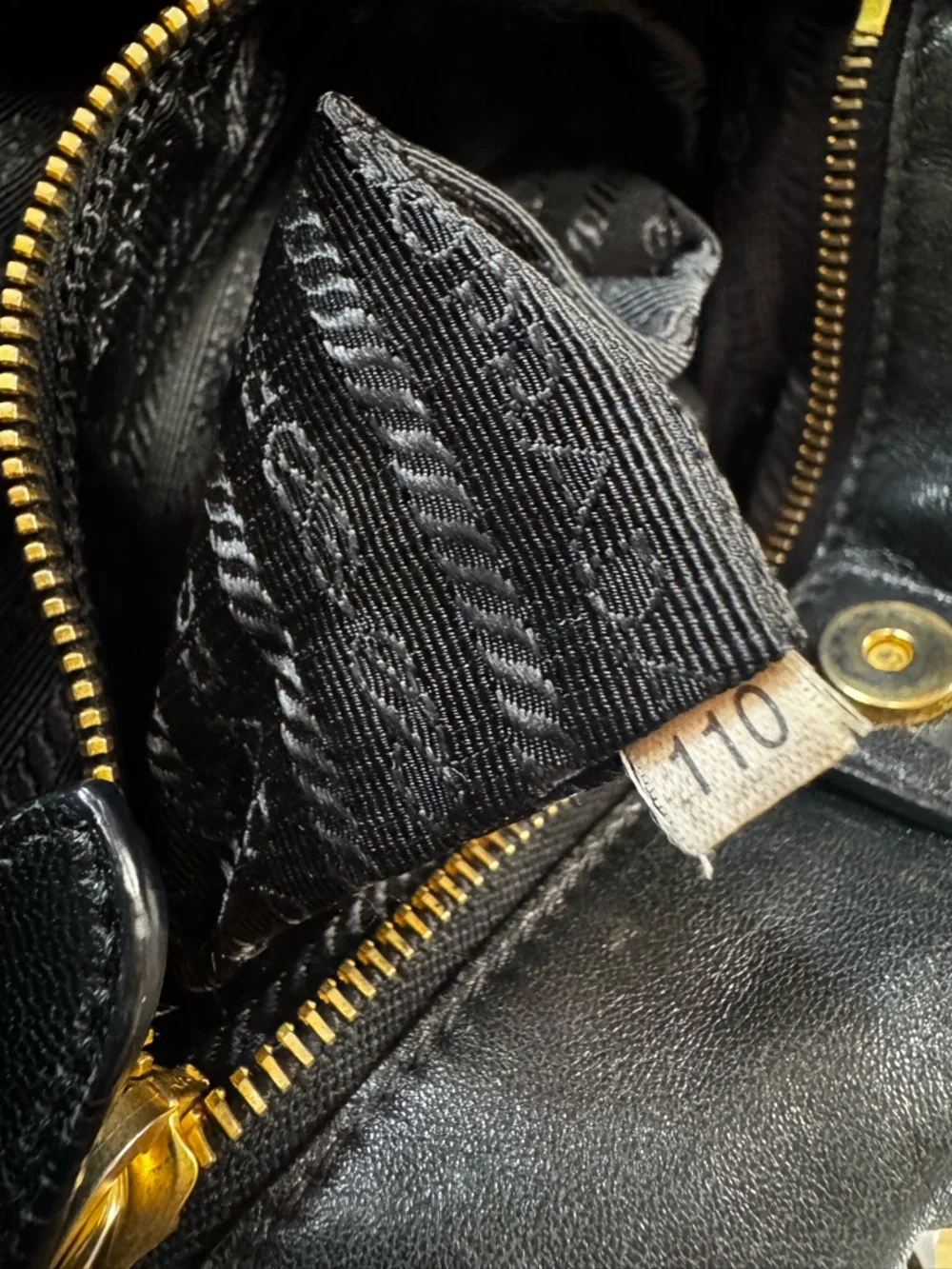 PRADA Ribbon Handbag Tote Black Patent with COA & Dust Bag VTG Medium 9x11x6 - Picture 16 of 17